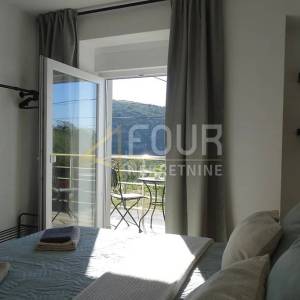 Bribir, kuća s bazenom, 175m2