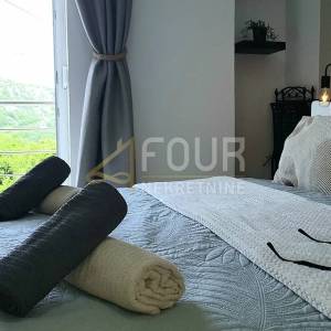 Bribir, kuća s bazenom, 175m2