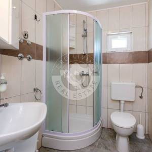 Bribir, Samostojeća kuća sa bazenom, 110m2