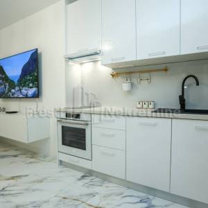 BULEVAR- LUKSUZAN - UHODAN U TURIZMU