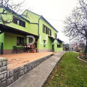 ČAVLE (okolica) - Samostojeća kuća sa 3250 m2 građevinskog zemljišta!