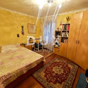 ČAVLE (okolica) - Samostojeća kuća sa 3250 m2 građevinskog zemljišta!