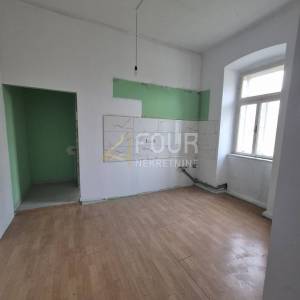 Čavle, samostojeća kuća, 540m2