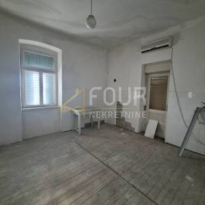 Čavle, samostojeća kuća, 540m2