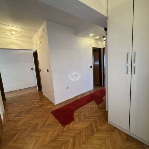 Čazma, CENTAR, 5-sobni stan , 165m2, Investicija idealno za najam radnicima, Moguća zamjena za drugu nekretninu