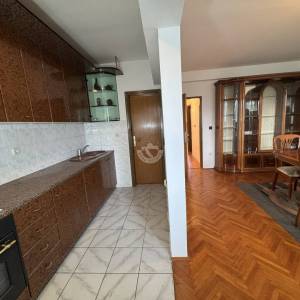 Čazma, CENTAR, 5-sobni stan , 165m2, Investicija idealno za najam radnicima, Moguća zamjena za drugu nekretninu