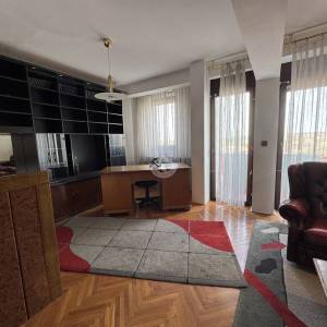 Čazma, CENTAR, 5-sobni stan , 165m2, Investicija idealno za najam radnicima, Moguća zamjena za drugu nekretninu