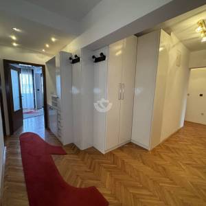 Čazma, CENTAR, 5-sobni stan , 165m2, Investicija idealno za najam radnicima, Moguća zamjena za drugu nekretninu