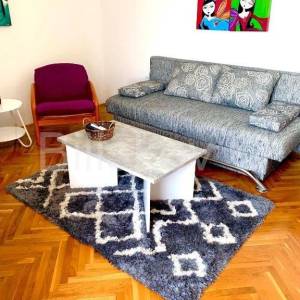 Čiovo, apartmanska kuća 1. red do mora