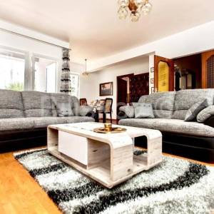 Čiovo, apartmanska kuća 1. red do mora