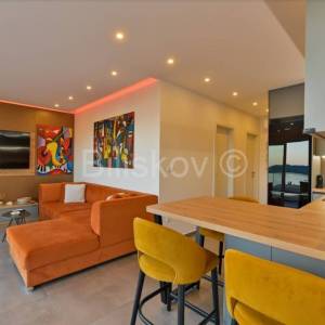 Čiovo, novogradnja, 2s stan, krovna terasa, parking, garaža