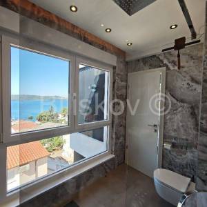 Čiovo, novogradnja, 2s stan, krovna terasa, parking, garaža