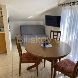 Čiovo, Okrug Donji, objekt sa 7 apartmana