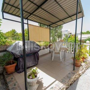 Čiovo, Okrug G.,obiteljska kuća s 4 apartmana, prodaja