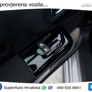 Citroen C3 1.2 PureTech Shine 110 KS, KAM