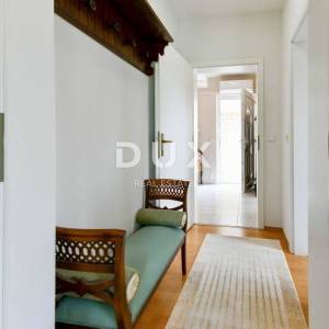 CRIKVENICA, GRIŽANE - Prekrasna samostojeća kuća s bazenom i pogledom na more!