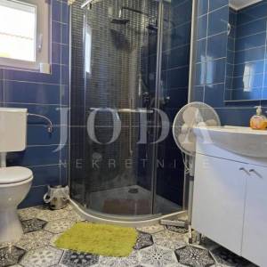 Crikvenica – moderan stan na traženoj lokaciji, idealan za život ili investiciju