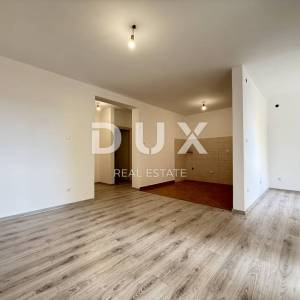 CRIKVENICA - Novouređeni 2S+DB stan s vlastitom okućnicom i pogledom na more