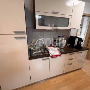 Crikvenica, samostojeća kuća s bazenom i pogledom na more