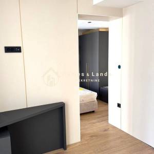 Crikvenica,centar,2-soban namješten stan (AP9) 19,09m2 s parkingom