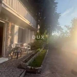 CRIKVENIČKA RIVIJERA,JADRANOVO-kuća prvi red do mora s prekrasnim pogledom, jedinstvena prilika na tržištu