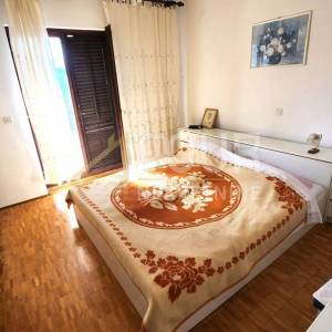 Crikveničko zaleđe, Grižane, samostojeća kuća s garažom i okućnicom