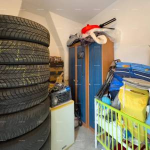 Danteov trg . Prodajemo stan u centru Pule sa parkirnim mjestom!