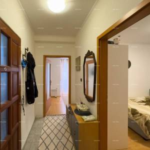 Danteov trg . Prodajemo stan u centru Pule sa parkirnim mjestom!