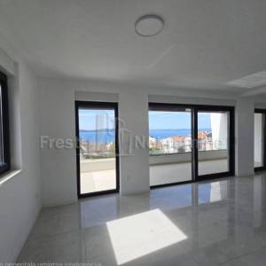 DIKLO- LUKSUZNI PENTHOUSE 159m2- TOP LOKACIJA!