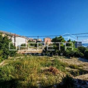 Zemljište 451 m² s dozvolom za vilu, Trogir, pogled na otok
