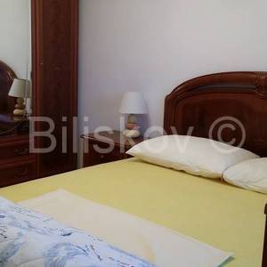 Drvenik Mali, samostojeća