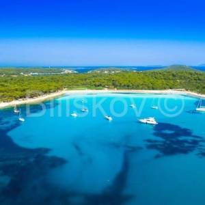 Dugi otok, Soline, prodaja zemljište 5000m2, 90m od mora