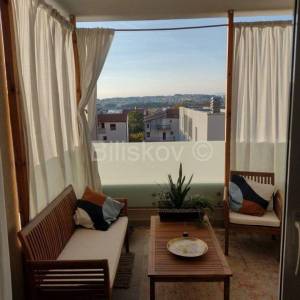 Dugoročan najam Strožanac Podstrana novogradnja