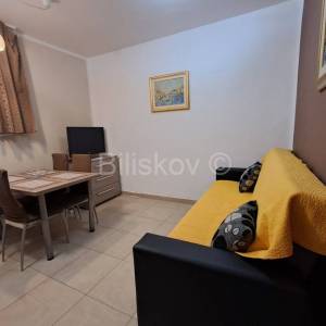 Dugoročan najam, studenti, Bačvice Split