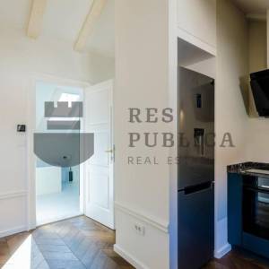 DVA APARTMANA U CENTRU GRADA