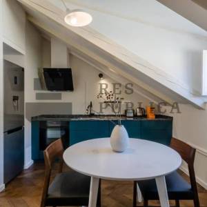 DVA APARTMANA U CENTRU GRADA