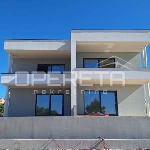 Dvosoban stan u prizemlju, novogradnja Vodice