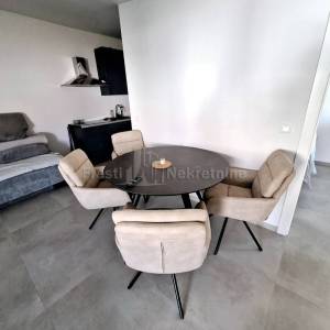 EKSKLUZIVA! 48m2, PREZIDA ,150m od mora, TOP LOKACIJA! ODMAH USELJIVO!