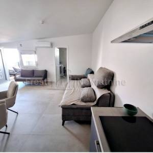 EKSKLUZIVA! 48m2, PREZIDA ,150m od mora, TOP LOKACIJA! ODMAH USELJIVO!