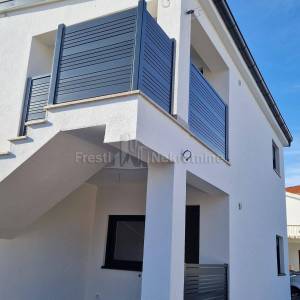 EKSKLUZIVA! VIR-PREZIDA-STAN 48m2, TOP LOKACIJA! ODMAH USELJIVO!