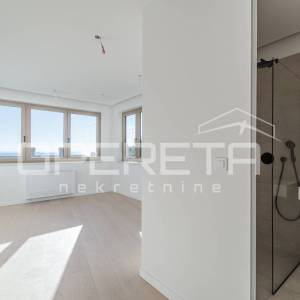 Ekskluzivan stan s bazenom i terasom u centru Opatije – Samo 100 metara od mora