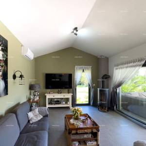 Ekskluzivna ponuda, samo u našoj aganciji! Dvije, nove dvojne kuće, idealno jedna za življenje a druga za rentanje.