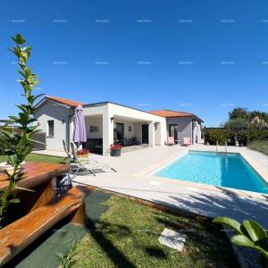 Ekskluzivna ponuda, samo u našoj aganciji! Dvije, nove dvojne kuće, idealno jedna za življenje a druga za rentanje.