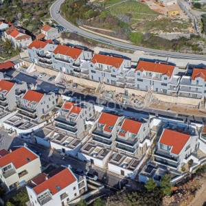 Ekskluzivna prodaja, Sutivan, naselje manjih zgrada