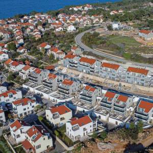 Ekskluzivna prodaja, Sutivan, naselje manjih zgrada