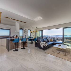 Ekskluzivna Vila s Bazenom na Bilom Brigu u Zadru