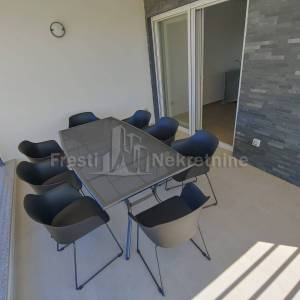 *EKSKLUZIVNO PRAVO POSREDOVANJA, RAŽANAC, KUĆA 142m2, OTVOREN  POGLED!