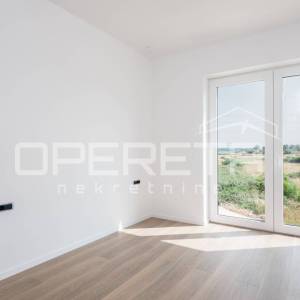 Energetski učinkovita moderna oaza u Ninu s bazenom i saunom, stan A1