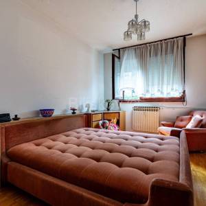 Ferenščica, trosoban stan, 80 m2 + spremište, tramvaj zona