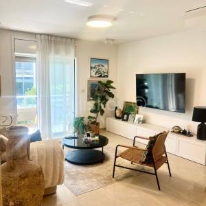 Firule Split luksuzan stan najam